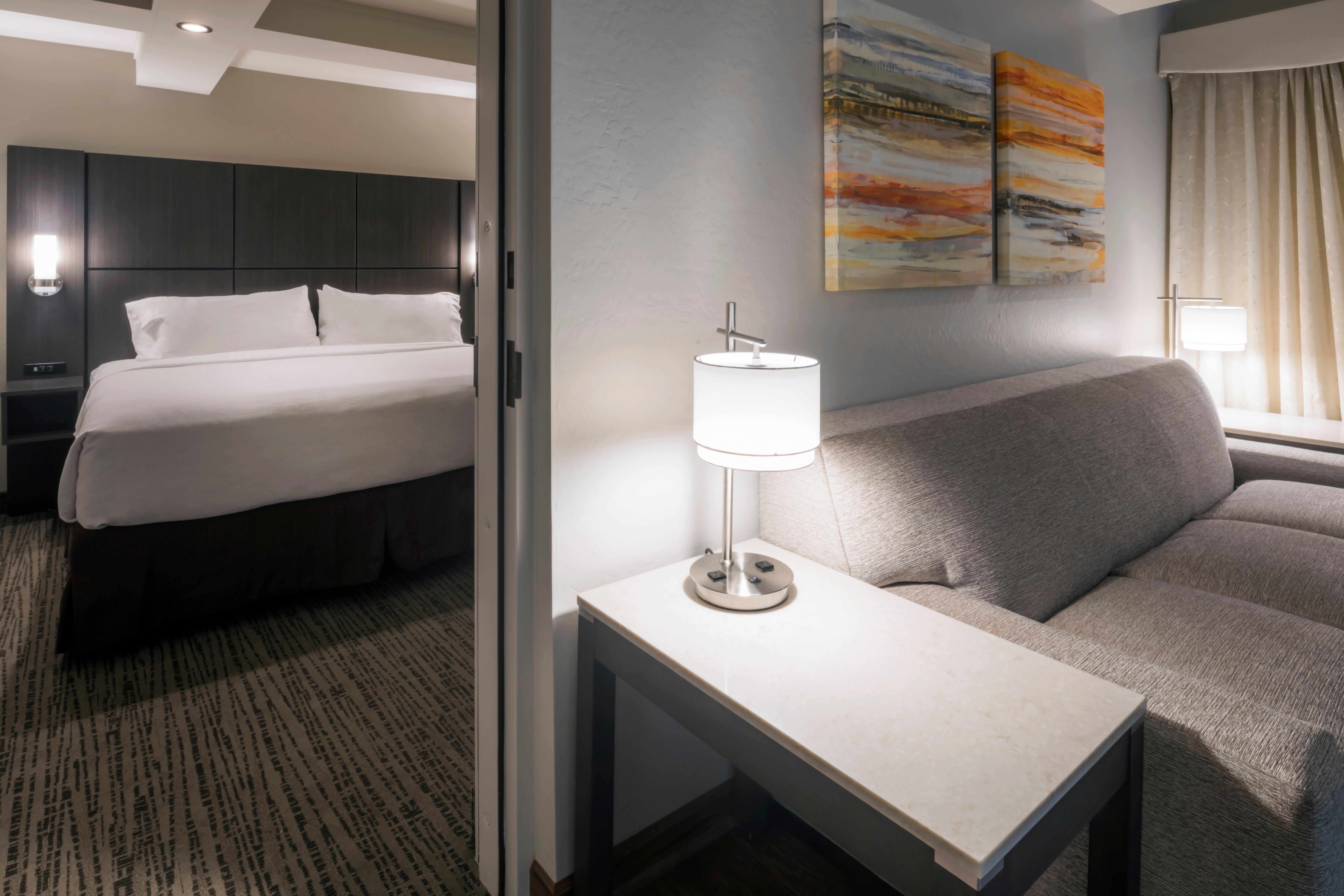 Holiday Inn And Suites Phoenix Airport North By Ihg Exterior foto